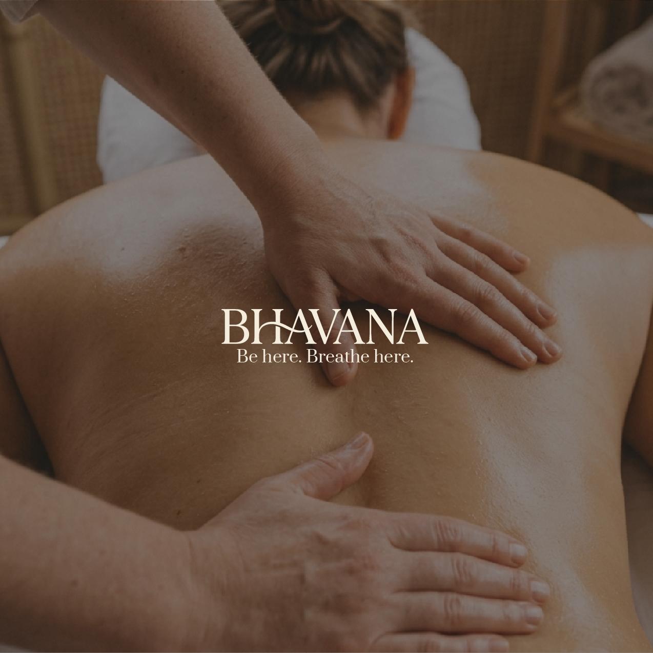ภาพการนวดและบรรยากาศบริการของ BHAVANA